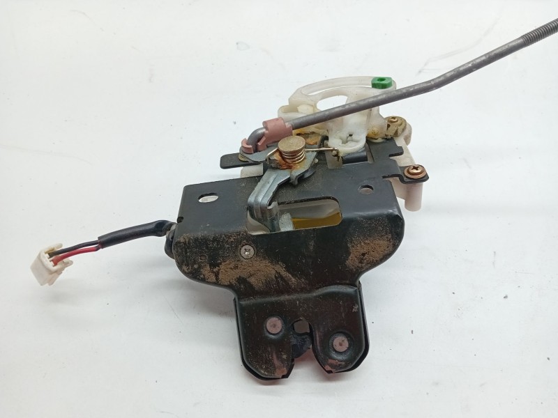 Recambio de cerradura maletero / porton para mazda 6 berlina (gg) 2.0 crtd 143 active (4-ptas.) referencia OEM IAM   