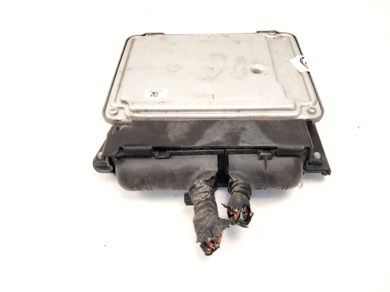 Recambio de centralita motor uce para audi a3 cabriolet (8p) ambition referencia OEM IAM 03G906056 0281015168 