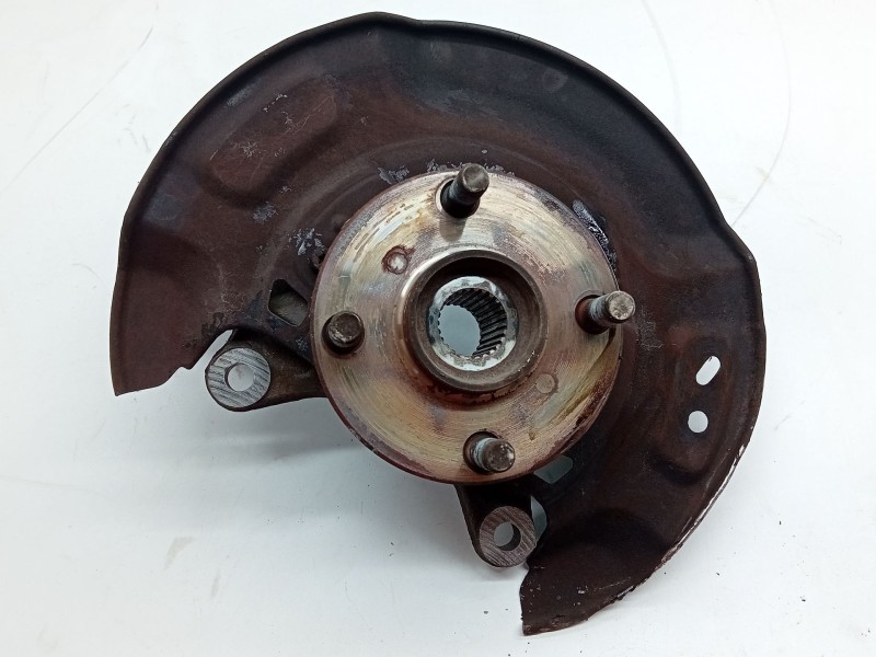 Recambio de mangueta delantera izquierda para toyota yaris (_p9_) 1.4 d-4d (nlp90_) referencia OEM IAM   