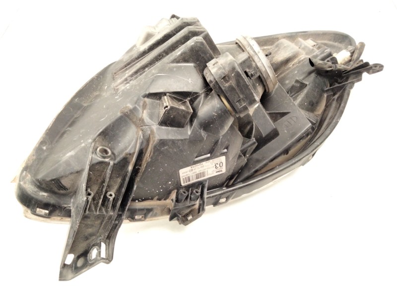 Recambio de faro derecho para toyota yaris (_p9_) 1.4 d-4d (nlp90_) referencia OEM IAM 811500D120  