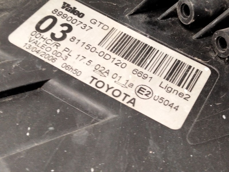 Recambio de faro derecho para toyota yaris (_p9_) 1.4 d-4d (nlp90_) referencia OEM IAM 811500D120  