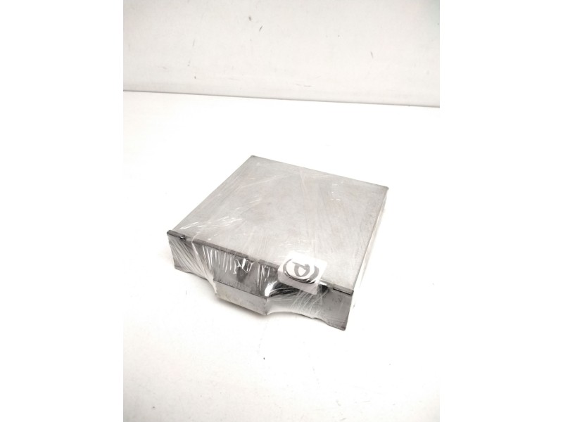 Recambio de modulo control electronico ecu para bmw serie 3 touring (e91) 2.0 turbodiesel cat referencia OEM IAM 8ES00947921 925