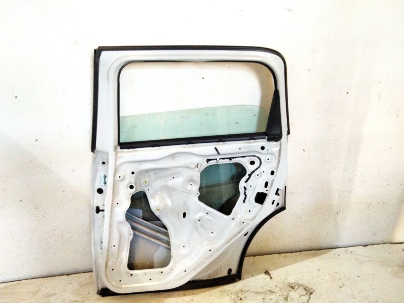 Recambio de puerta trasera derecha para mini mini countryman (r60) one d referencia OEM IAM   