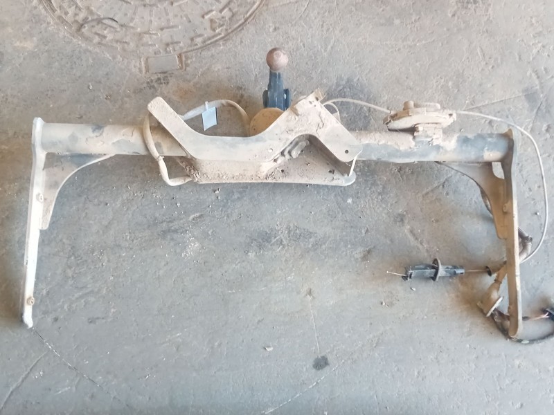 Recambio de refuerzo paragolpes trasero para volkswagen golf vii sportsvan advance bluemotion tech referencia OEM IAM 55R012178 