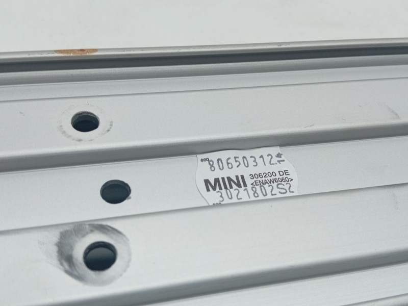 Recambio de moldura para mini mini countryman (r60) one d referencia OEM IAM 3021802S2  