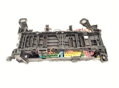 Recambio de caja reles / fusibles para mercedes-benz cla coupé (c117) cla 220 cdi / d (117.303) referencia OEM IAM A2465400040  
