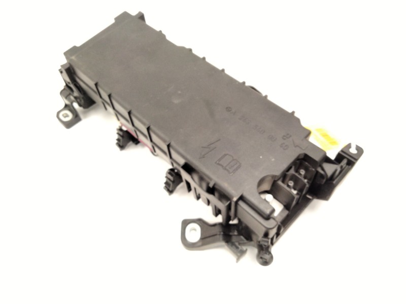 Recambio de caja reles / fusibles para mercedes-benz cla coupé (c117) cla 220 cdi / d (117.303) referencia OEM IAM A2465400040  