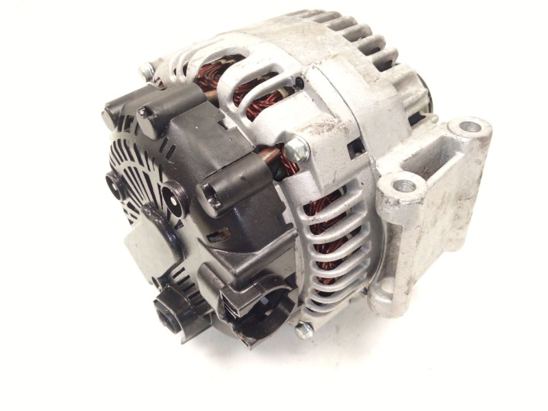 Recambio de alternador para mercedes-benz clase e (w211) e 320 cdi (211.026) referencia OEM IAM A6421540402  