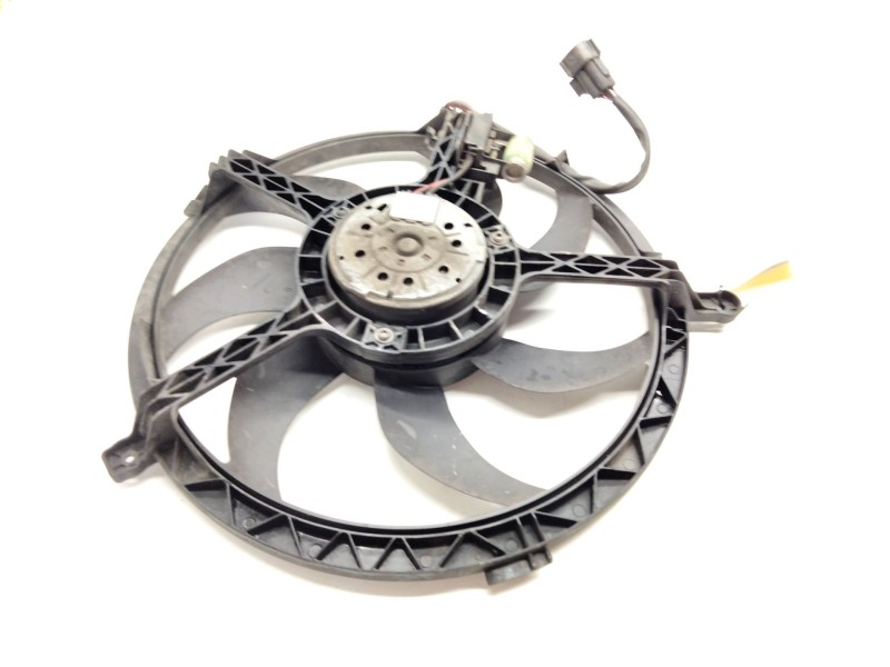 Recambio de electroventilador para mini mini countryman (r60) one d referencia OEM IAM 0130303027  