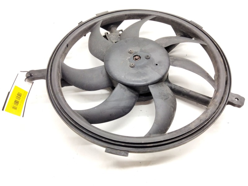 Recambio de electroventilador para mini mini countryman (r60) one d referencia OEM IAM 0130303027  