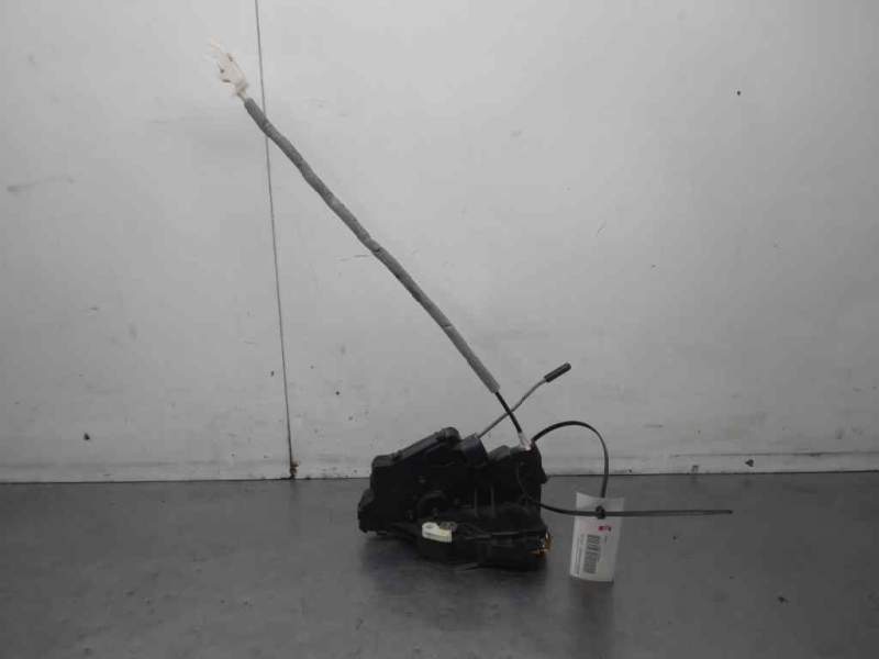 Recambio de cerradura puerta trasera derecha para bmw serie 3 berlina (e46) 320i referencia OEM IAM 51227011246  