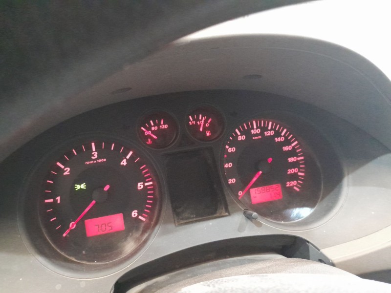 seat cordoba (6l2) del año 2003