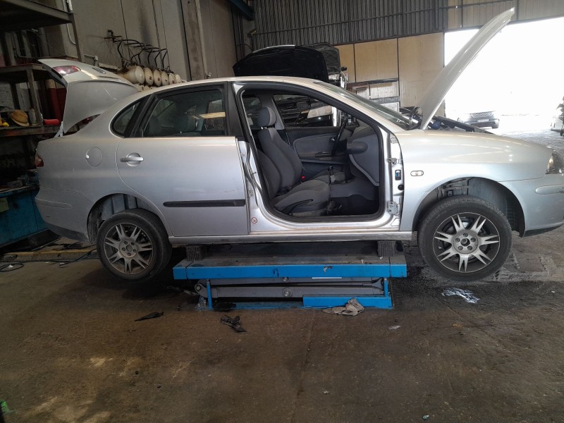 seat cordoba (6l2) del año 2003