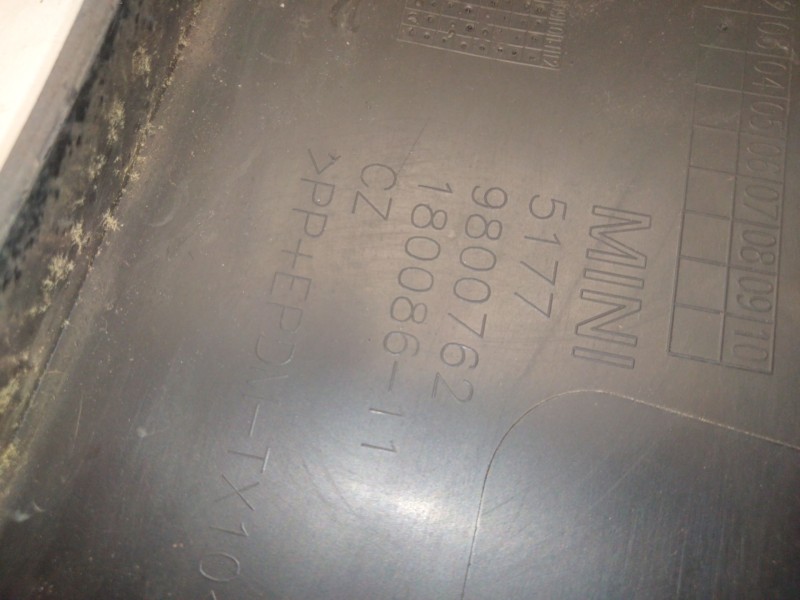 Recambio de aletin delantero derecho para mini mini countryman (r60) one d referencia OEM IAM 9800662  