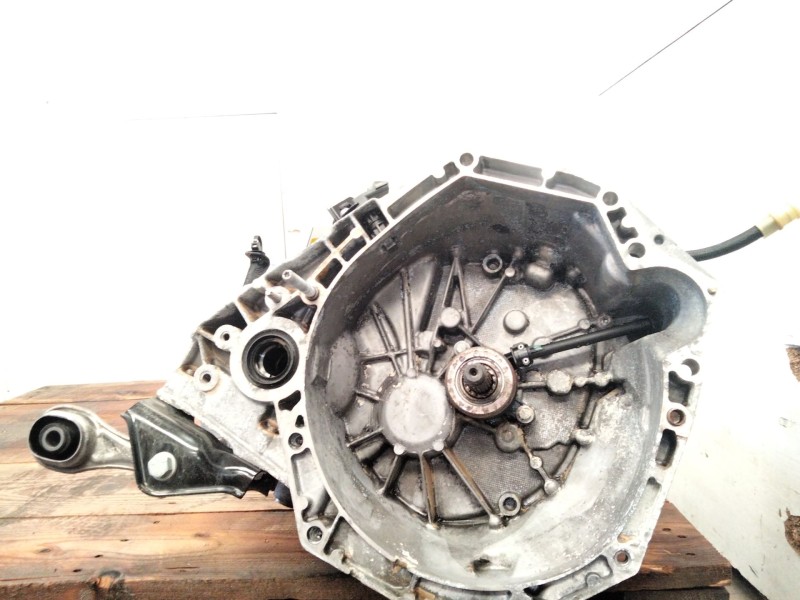 Recambio de caja cambios para renault clio v (b7_) 1.5 blue dci 100 (b7ad) referencia OEM IAM TL4  