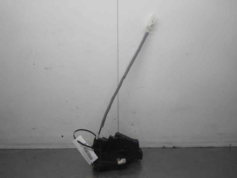 Recambio de cerradura puerta trasera izquierda para bmw serie 3 berlina (e46) 320i referencia OEM IAM 51227011245  