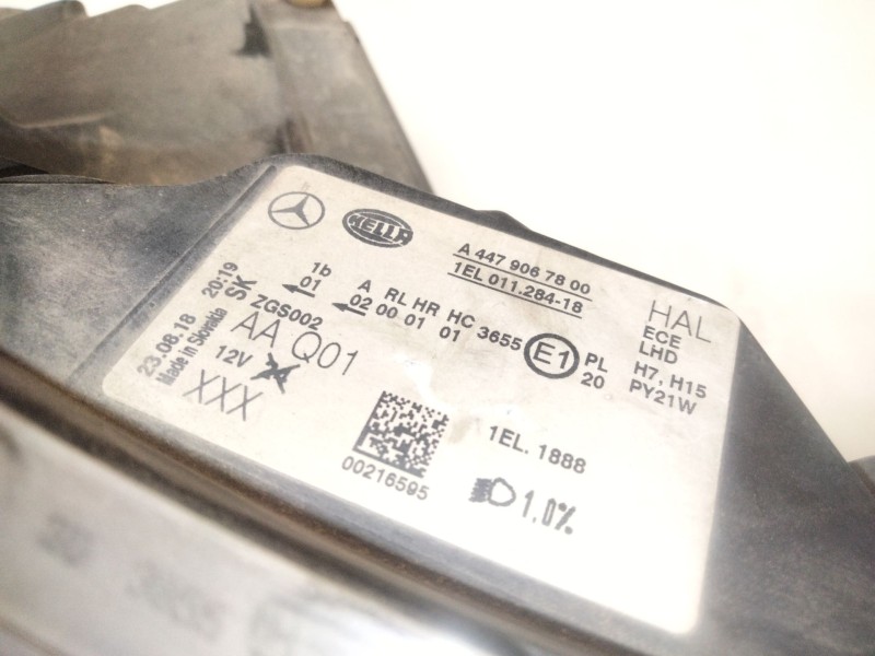 Recambio de faro derecho para mercedes-benz vito furgón (w447) 111 cdi (447.601, 447.603, 447.605) referencia OEM IAM A447906780