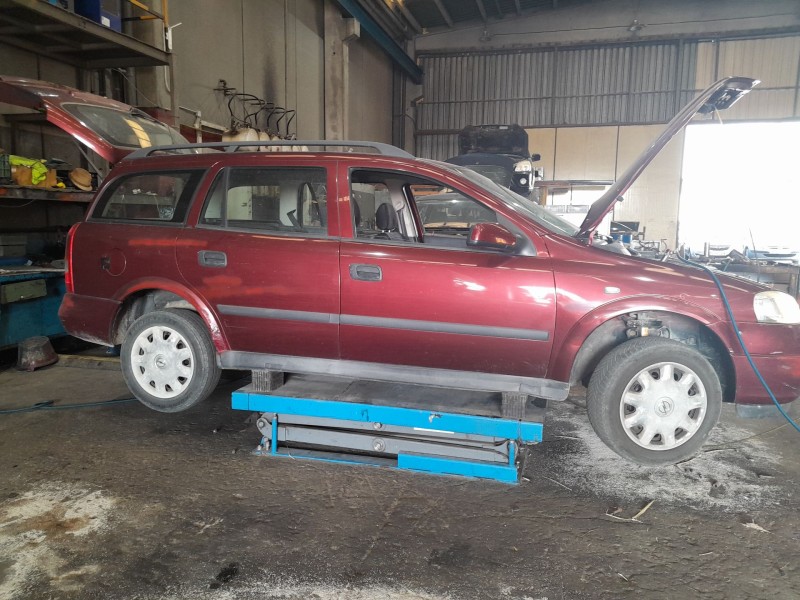 opel astra g classic caravan (f35) del año 1998