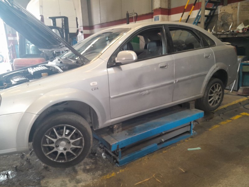 daewoo nubira sedán (j200) del año 2003