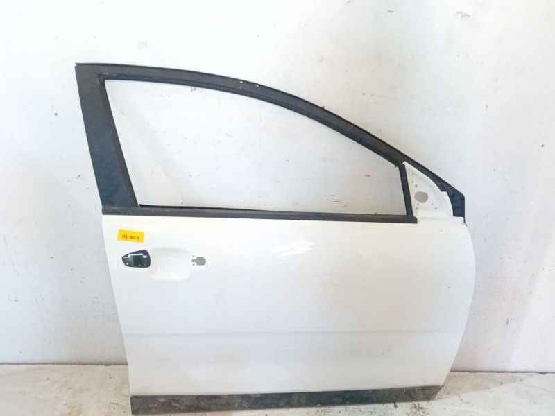 Recambio de puerta delantera derecha para kia stonic (yb) 1.2 cvvt referencia OEM IAM   