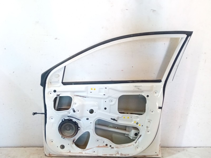 Recambio de puerta delantera derecha para kia stonic (yb) 1.2 cvvt referencia OEM IAM   