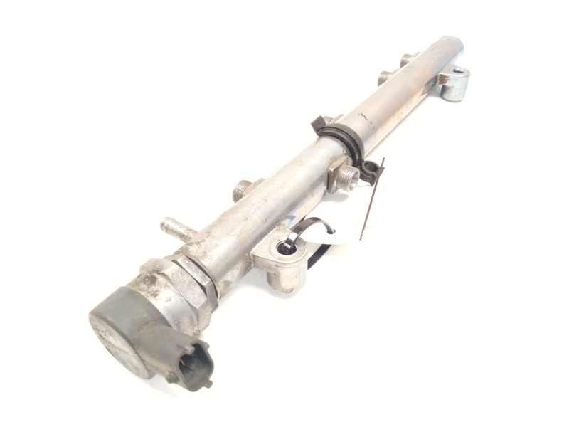 Recambio de rampa inyectora para iveco daily vi caja/chasis 35s18, 35c18, 40c18, 50c18, 60c18, 65c18, 70c18 referencia OEM IAM 5