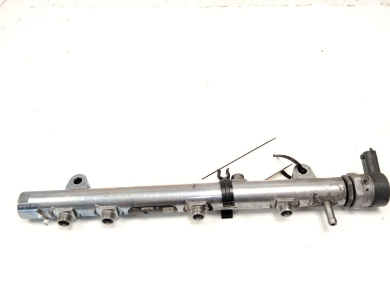 Recambio de rampa inyectora para iveco daily vi caja/chasis 35s18, 35c18, 40c18, 50c18, 60c18, 65c18, 70c18 referencia OEM IAM 5