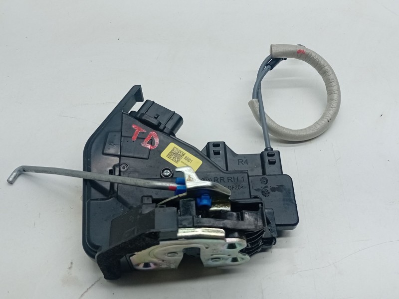Recambio de cerradura puerta trasera derecha para kia stonic (yb) 1.2 cvvt referencia OEM IAM   