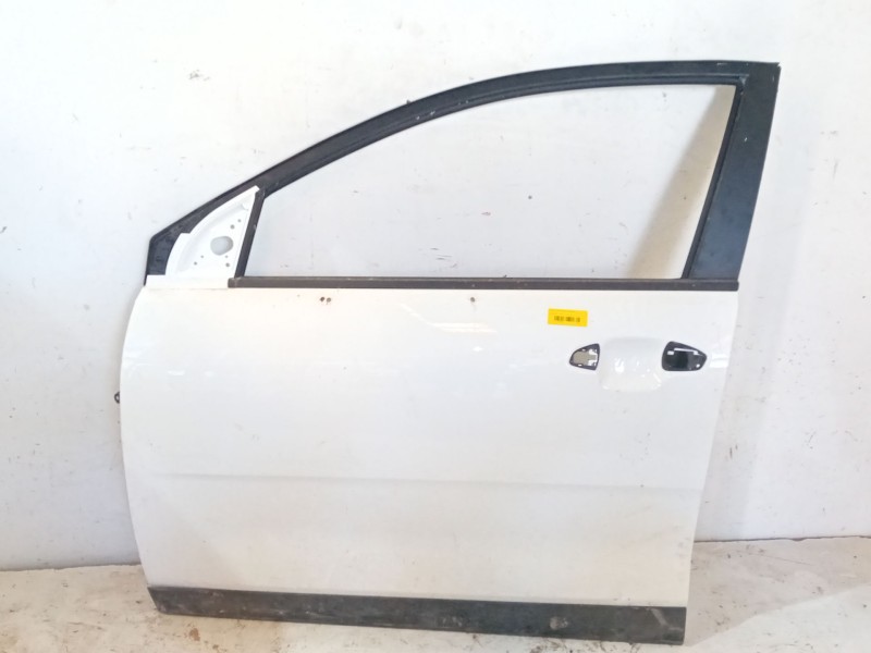 Recambio de puerta delantera izquierda para kia stonic (yb) 1.2 cvvt referencia OEM IAM   