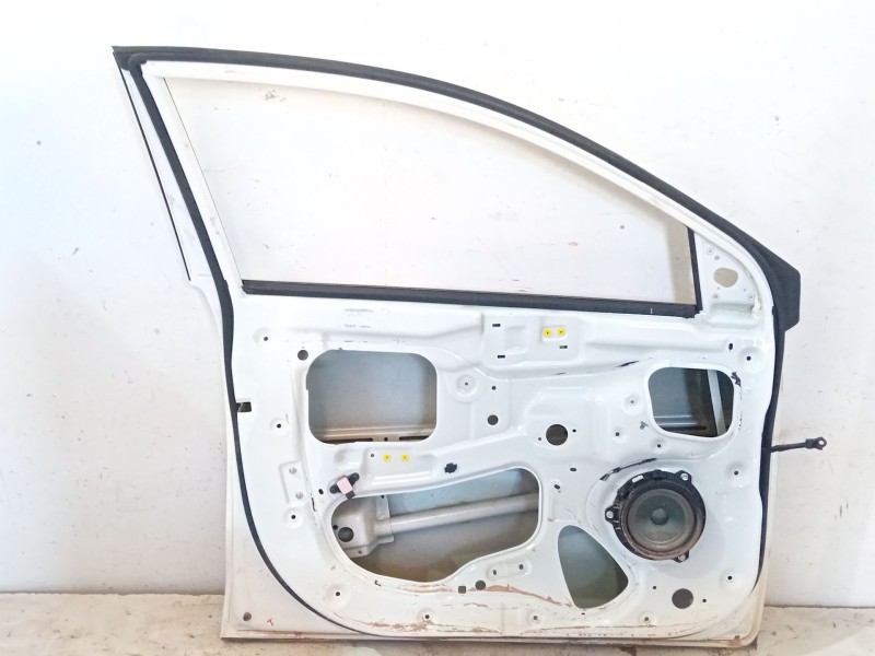 Recambio de puerta delantera izquierda para kia stonic (yb) 1.2 cvvt referencia OEM IAM   