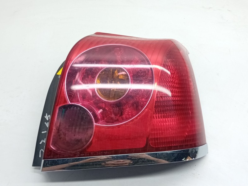 Recambio de piloto trasero derecho para toyota avensis (_t25_) 2.0 (azt250_) referencia OEM IAM   