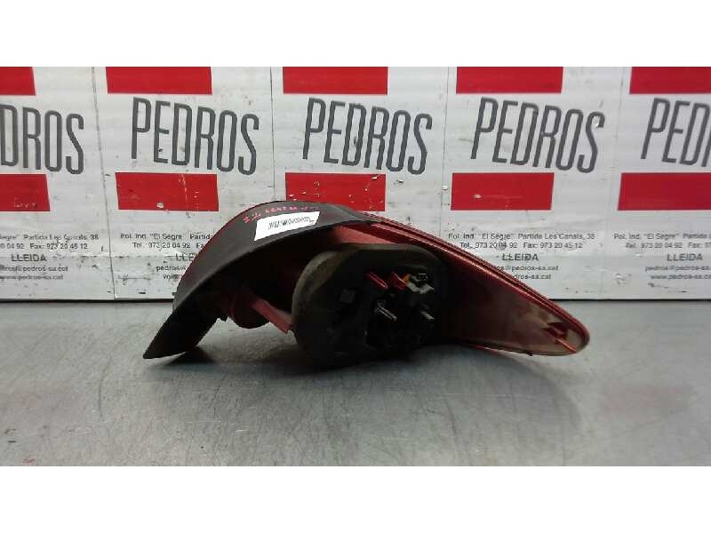 Recambio de piloto trasero izquierdo para peugeot 206 berlina xs referencia OEM IAM 6350P1  