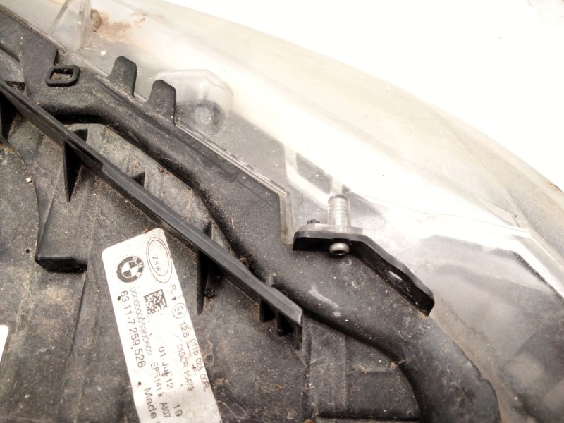 Recambio de faro derecho para bmw 3 (f30, f80) 318 d referencia OEM IAM 7259526  