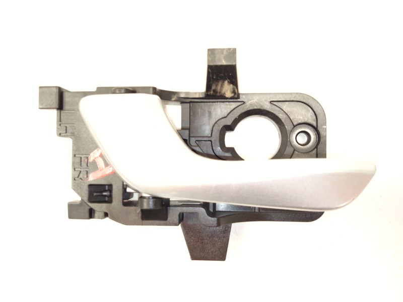 Recambio de maneta interior delantera izquierda para kia stonic (yb) 1.2 cvvt referencia OEM IAM 82613H8500  