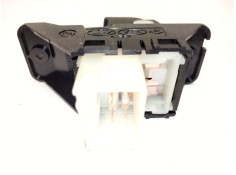 Recambio de mando elevalunas trasero derecho para kia stonic (yb) 1.2 cvvt referencia OEM IAM 4D65201000   2