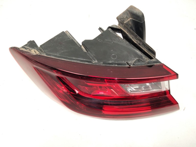 Recambio de piloto trasero izquierdo para renault megane iv fastback (b9a/m/n_) 1.3 tce 140 (b9nb) referencia OEM IAM 265554829R