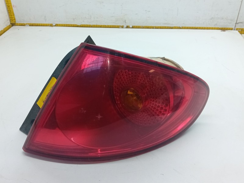 Recambio de piloto trasero derecho para seat toledo iii (5p2) 1.9 tdi referencia OEM IAM   