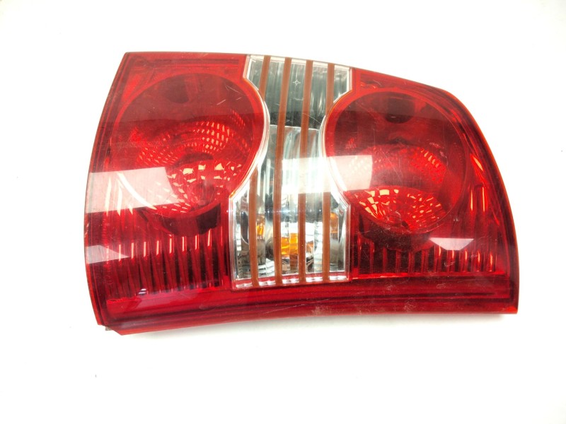 Recambio de piloto trasero derecho para hyundai atos (mx) 1.1 referencia OEM IAM 082211921R  