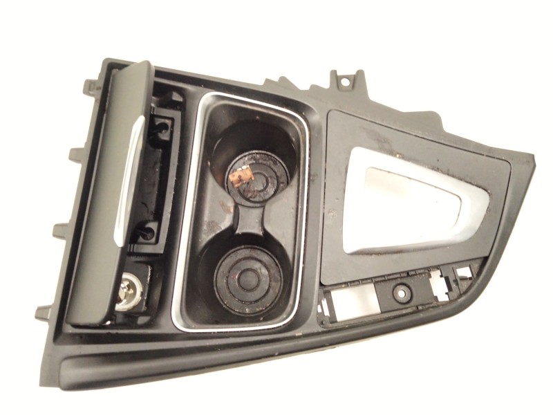 Recambio de consola central para bmw 3 (f30, f80) 318 d referencia OEM IAM   