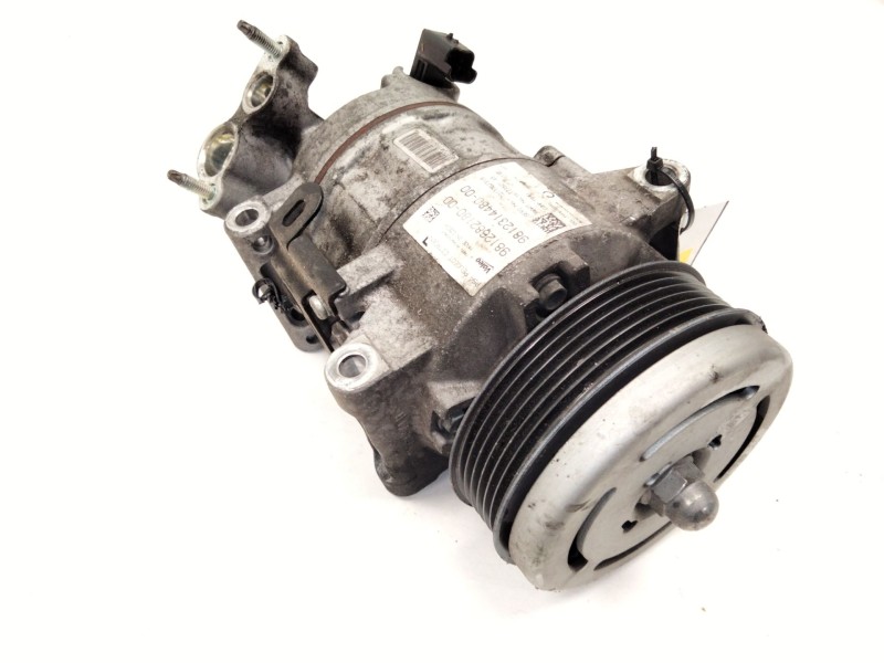 Recambio de compresor aire para peugeot 308 ii (lb_, lp_, lw_, lh_, l3_) 1.2 thp 130 referencia OEM IAM 9812682180  
