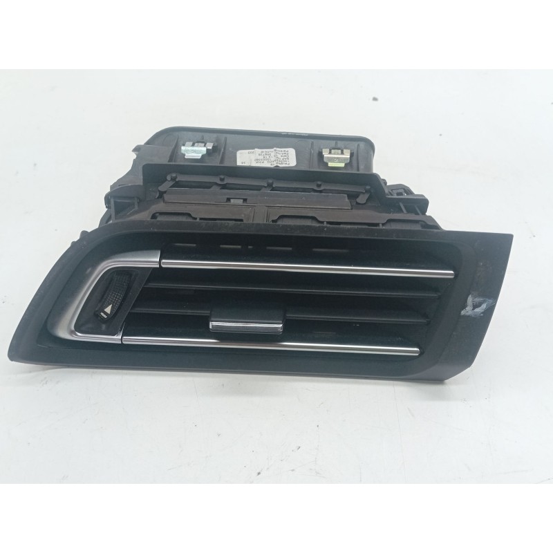 Recambio de aireador derecho para peugeot 308 ii (lb_, lp_, lw_, lh_, l3_) 1.2 thp 130 referencia OEM IAM 1303823XZD  