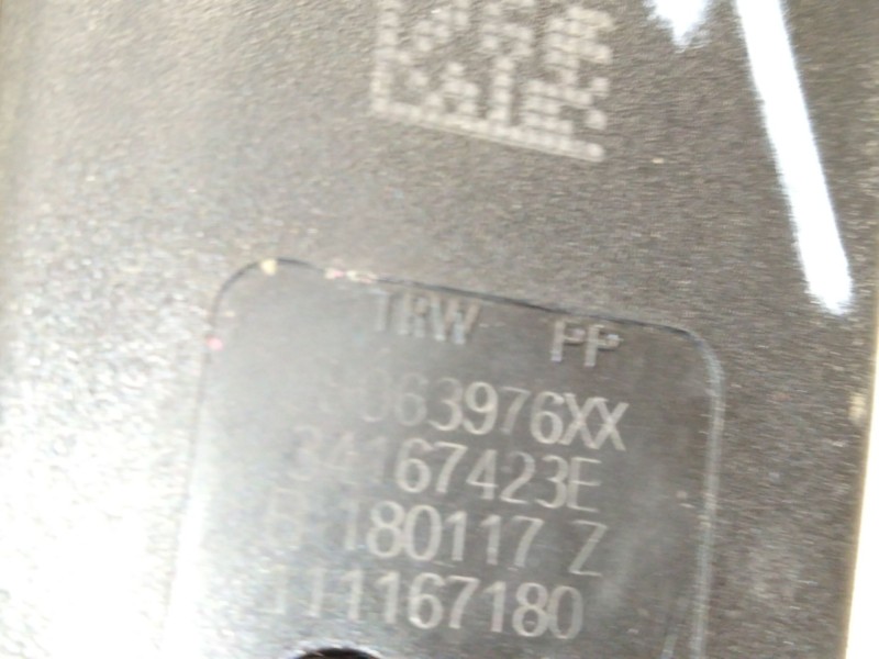 Recambio de enganche cinturon trasero izquierdo para peugeot 308 ii (lb_, lp_, lw_, lh_, l3_) 1.2 thp 130 referencia OEM IAM 980