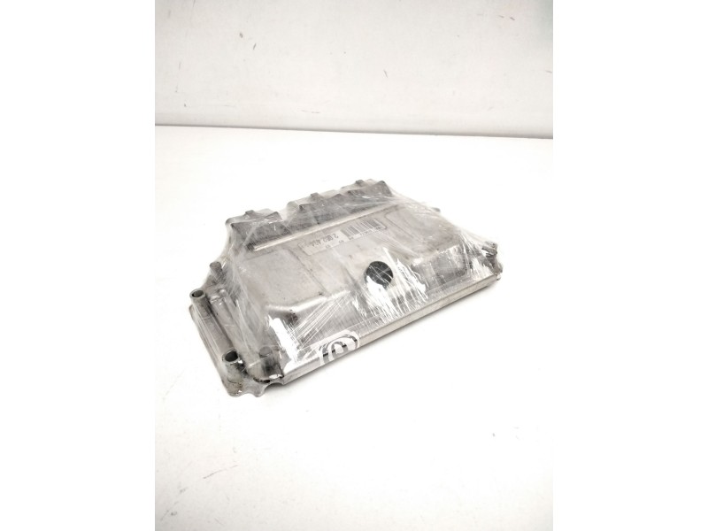 Recambio de centralita motor uce para peugeot 306 break boulebard referencia OEM IAM 0261206861 9637839480 BOSCH