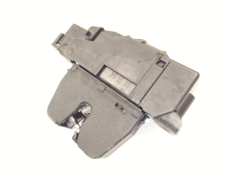 Recambio de cerradura maletero / porton para peugeot 308 ii (lb_, lp_, lw_, lh_, l3_) 1.2 thp 130 referencia OEM IAM   