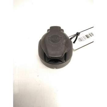 Recambio de enganche remolque para nissan referencia OEM IAM 42056021  
