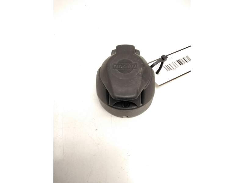 Recambio de enganche remolque para nissan referencia OEM IAM 42056021  
