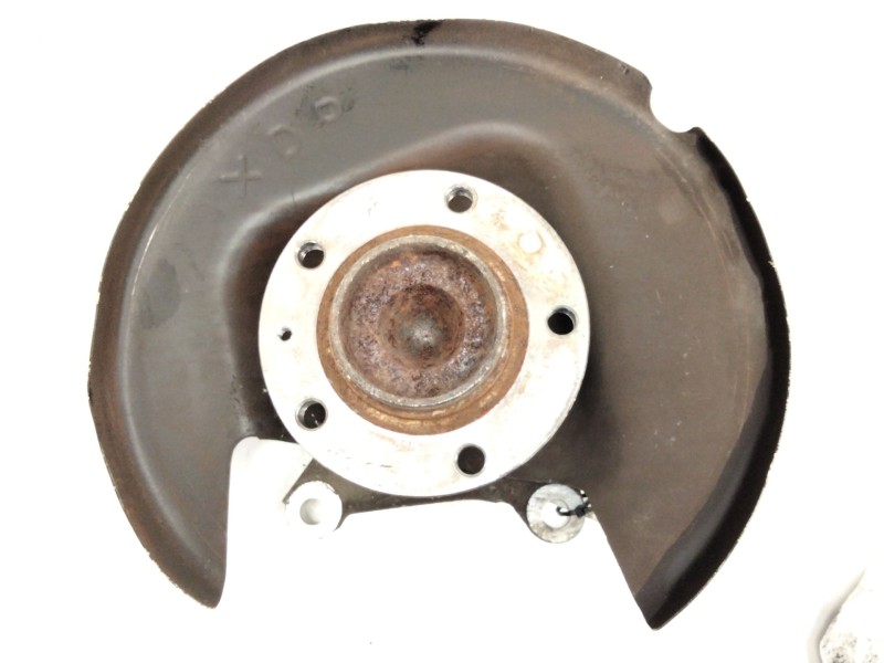 Recambio de mangueta trasera derecha para peugeot 308 ii (lb_, lp_, lw_, lh_, l3_) 1.2 thp 130 referencia OEM IAM   