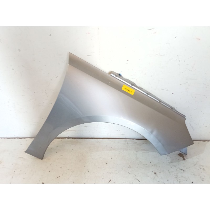 Recambio de aleta delantera derecha para peugeot 308 ii (lb_, lp_, lw_, lh_, l3_) 1.2 thp 130 referencia OEM IAM   