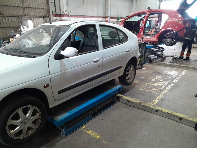 renault megane i (ba0/1_) del año 2001