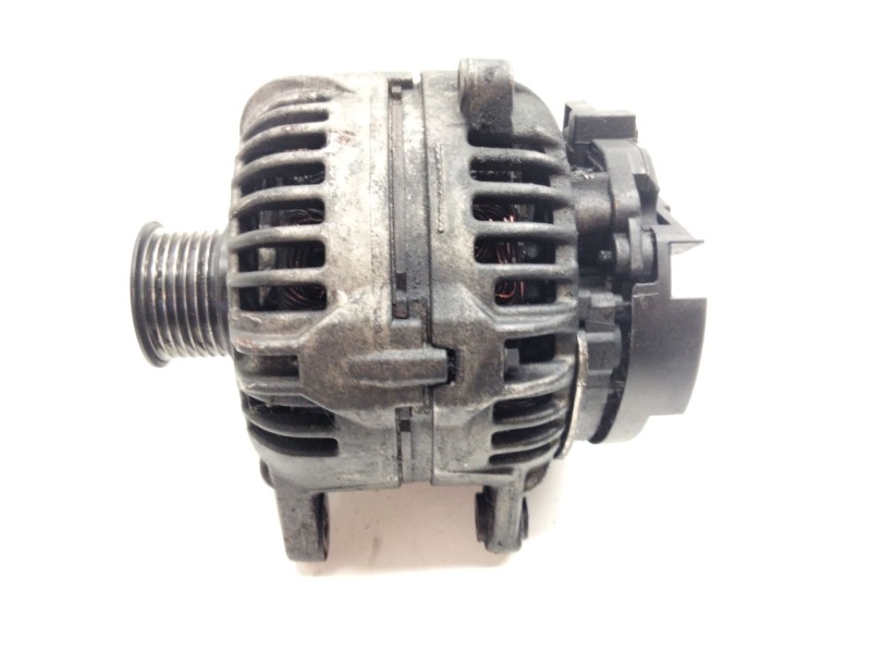 Recambio de alternador para renault grand scénic iii (jz0/1_) 1.9 dci referencia OEM IAM 8200660041  